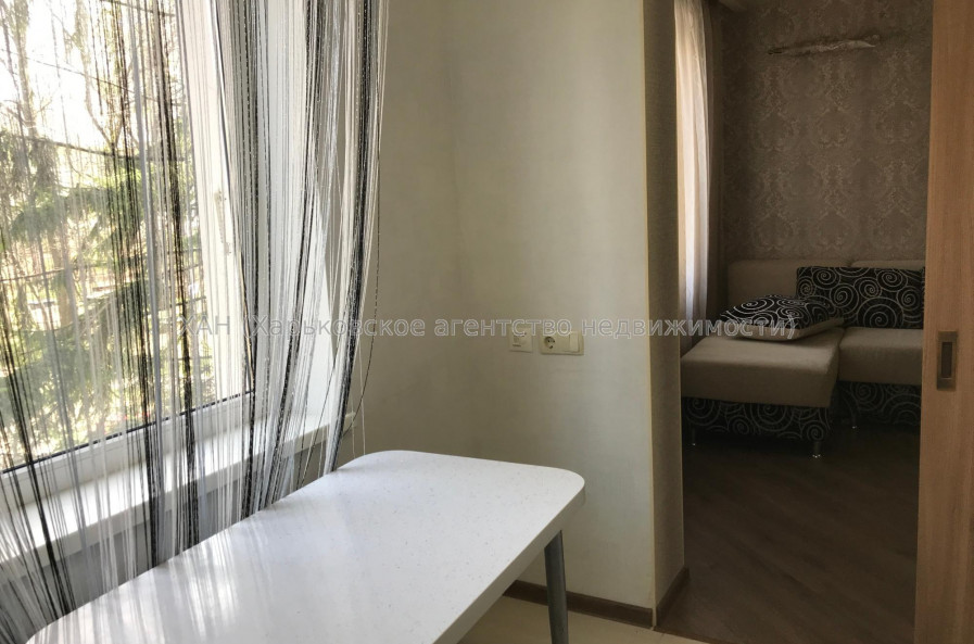 Продам квартиру, Светлая ул. , 21 , 3  ком., 61.20 м², евроремонт 