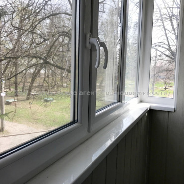 Продам квартиру, Светлая ул. , 21 , 3  ком., 61.20 м², евроремонт 