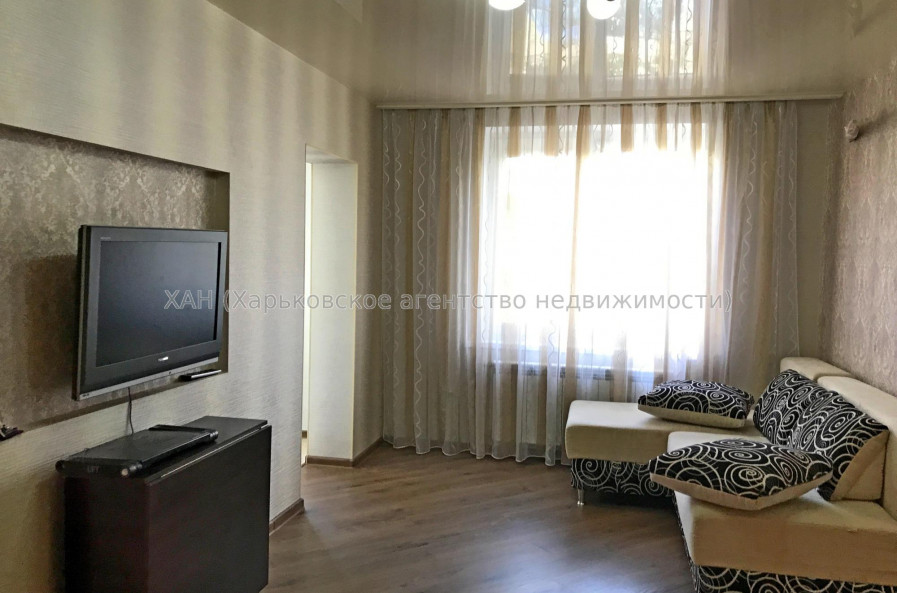 Продам квартиру, Светлая ул. , 21 , 3  ком., 61.20 м², евроремонт 