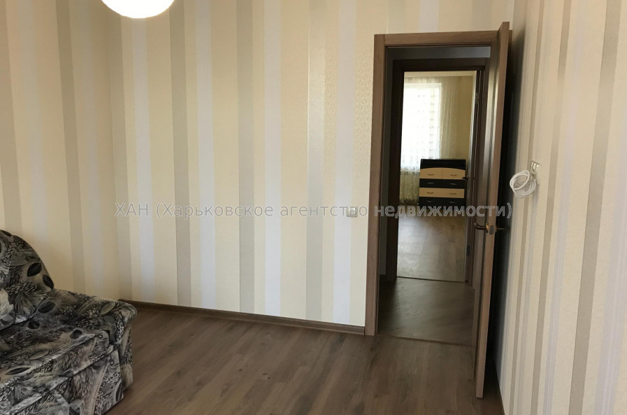 Продам квартиру, Светлая ул. , 21 , 3  ком., 61.20 м², евроремонт 