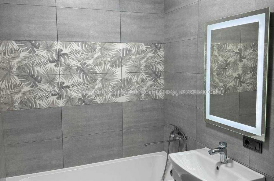 Продам квартиру, Лисаветинская ул. , 2 кім., 61 м², евроремонт 