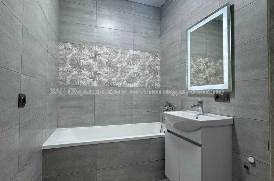 Продам квартиру, Лисаветинская ул. , 2 кім., 61 м², евроремонт 