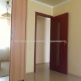 Продам квартиру, Валентиновская ул. , 3  ком., 68 м², капитальный ремонт 