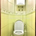 Продам квартиру, Валентиновская ул. , 3  ком., 68 м², капитальный ремонт 