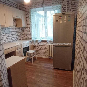 Продам квартиру, Харьковских Дивизий ул. , 3 кім., 60 м², евроремонт 
