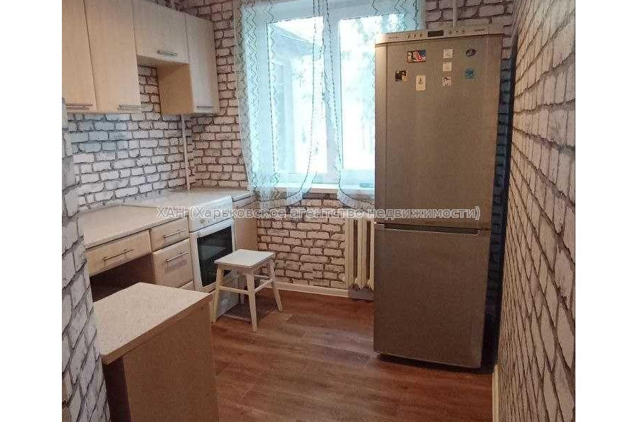 Продам квартиру, Харьковских Дивизий ул. , 3 кім., 60 м², евроремонт 