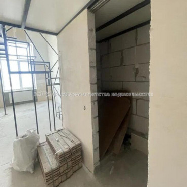 Продам квартиру, Шевченковский пер. , 1  ком., 18.80 м², без внутренних работ 