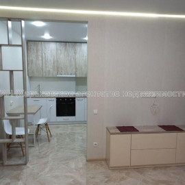 Продам квартиру, Борткевича ул. , 1  ком., 36 м², евроремонт