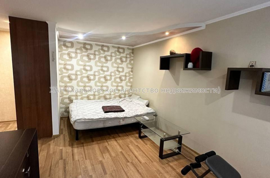 Продам квартиру, Деревянко ул. , 1  ком., 30 м², евроремонт 