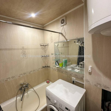 Продам квартиру, Деревянко ул. , 1  ком., 30 м², евроремонт 