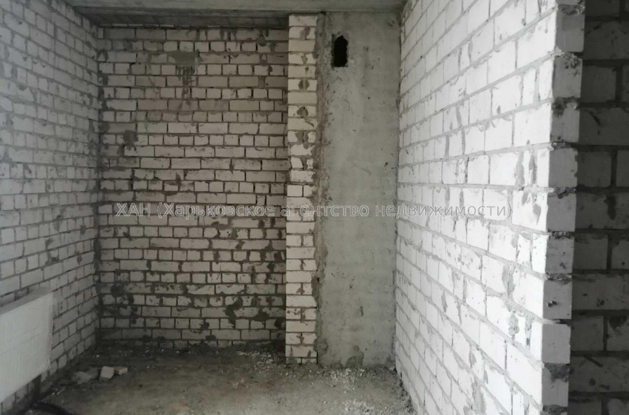 Продам квартиру, 1 кім., 46.40 м², без ремонта 