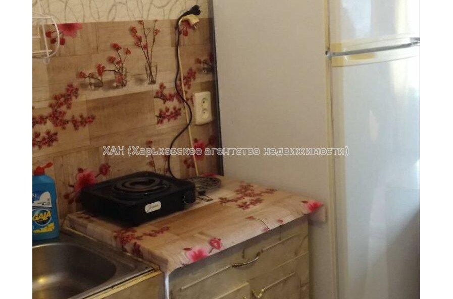 Продам квартиру, Гарибальди ул. , 1  ком., 17 м², косметический ремонт 