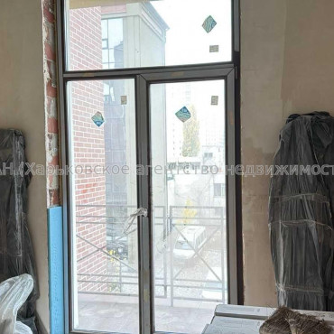 Продам квартиру, Профессорская ул. , 2 кім., 83.10 м², без отделочных работ 