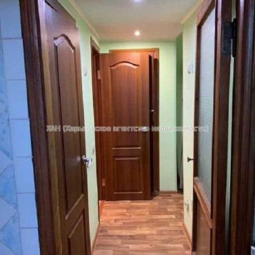 Продам квартиру, Библика ул. , 2 кім., 53.40 м², косметический ремонт 