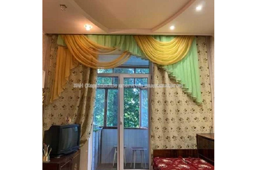 Продам квартиру, Библика ул. , 2 кім., 53.40 м², косметический ремонт 