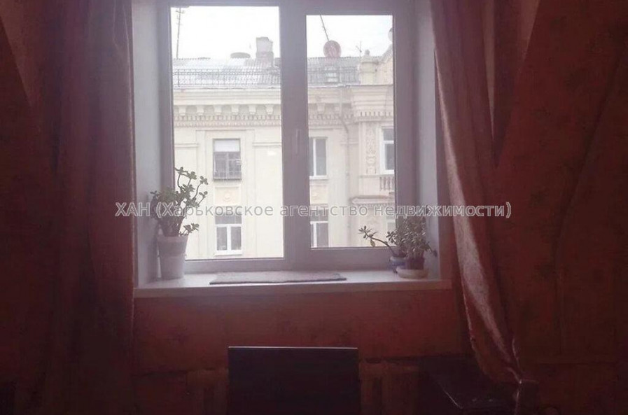 Продам квартиру, Героев Харькова просп. , 3  ком., 75 м², косметический ремонт 