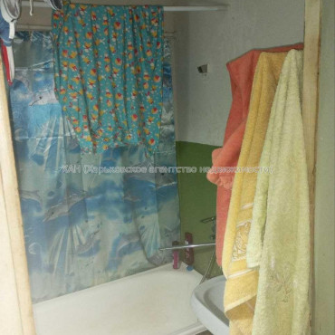 Продам квартиру, Пермская ул. , 2  ком., 56.90 м², советский ремонт 