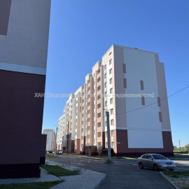 Продам квартиру, Шевченковский пер. , 1  ком., 47 м², без внутренних работ