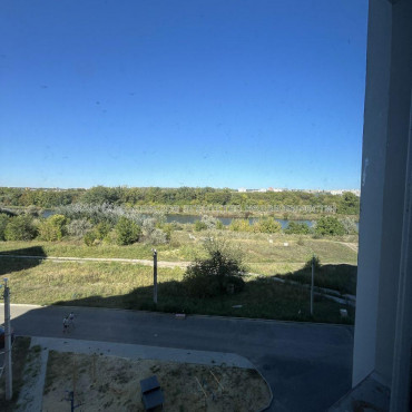 Продам квартиру, Шевченковский пер. , 1  ком., 47 м², без внутренних работ 