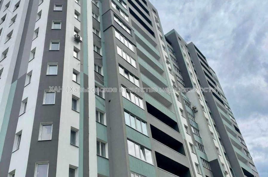 Продам квартиру, Лисаветинская ул. , 1 кім., 42 м², без внутренних работ 