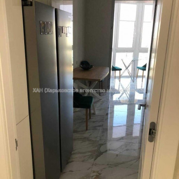 Продам квартиру, Пискуновский пер. , 2 кім., 67.70 м², авторский дизайн 