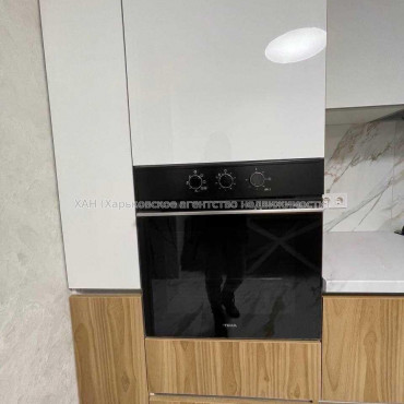 Продам квартиру, Пискуновский пер. , 2 кім., 67.70 м², авторский дизайн 