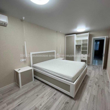 Продам квартиру, Пискуновский пер. , 2 кім., 67.70 м², авторский дизайн 