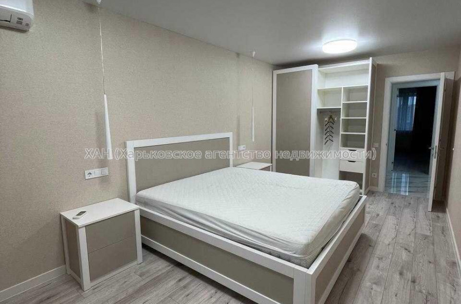 Продам квартиру, Пискуновский пер. , 2 кім., 67.70 м², авторский дизайн 