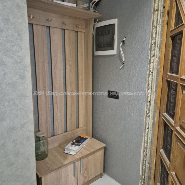 Продам квартиру, Жуковского просп. , 3  ком., 68.80 м², частичный ремонт 