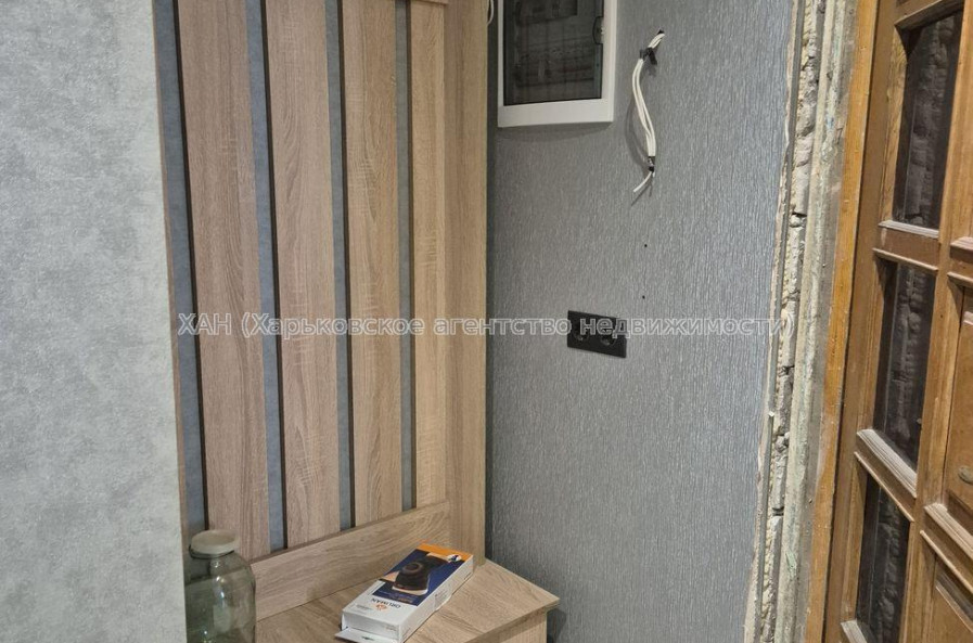 Продам квартиру, Жуковского просп. , 3  ком., 68.80 м², частичный ремонт 