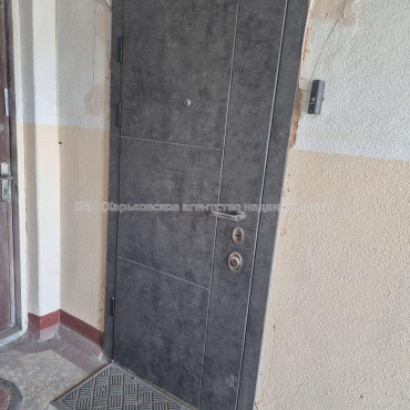 Продам квартиру, Жуковского просп. , 3  ком., 68.80 м², частичный ремонт 