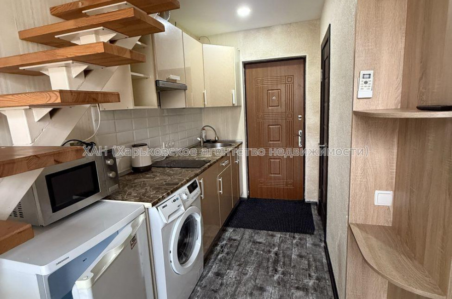 Продам квартиру, Белобровский пер. , 1 кім., 30 м², евроремонт 