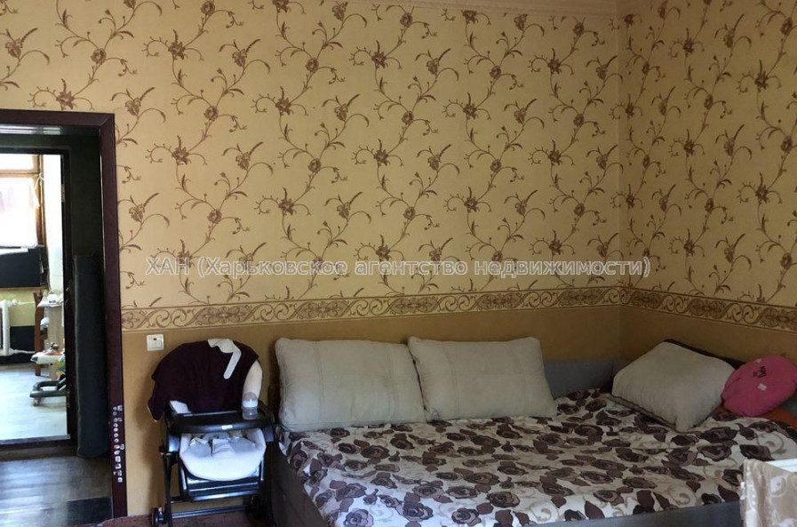 Продам квартиру, Мира ул. , 3 кім., 60 м², капитальный ремонт 