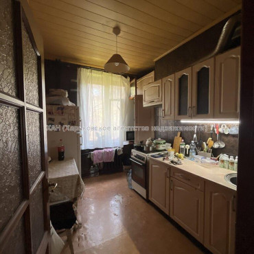 Продам квартиру, Мира ул. , 3 кім., 60 м², капитальный ремонт 