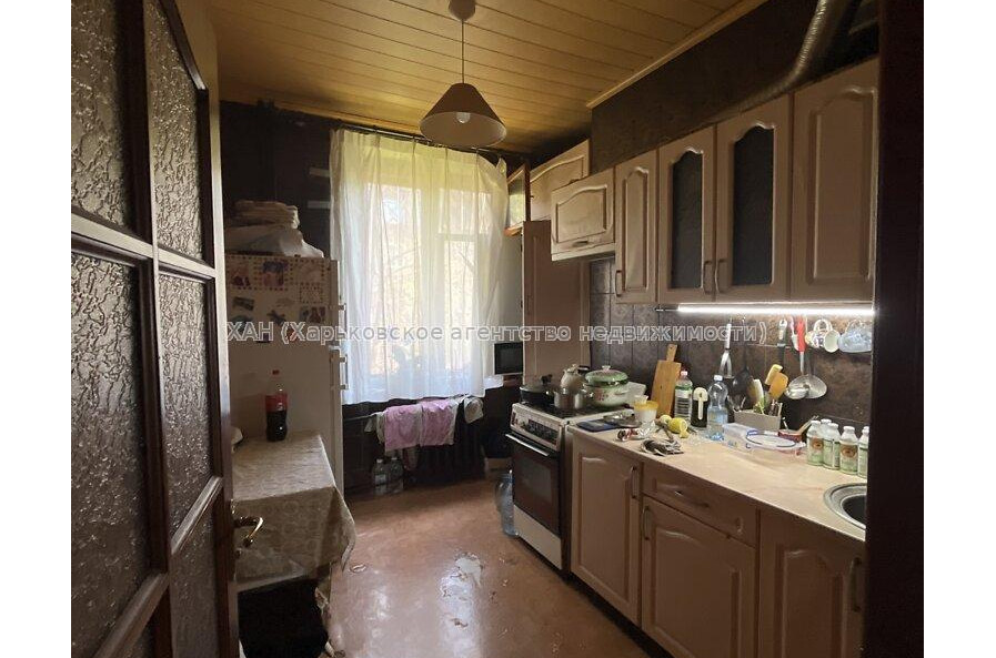 Продам квартиру, Мира ул. , 3 кім., 60 м², капитальный ремонт 