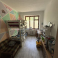 Продам квартиру, Мира ул. , 3 кім., 60 м², капитальный ремонт 