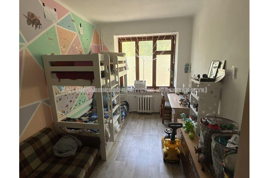 Продам квартиру, Мира ул. , 3 кім., 60 м², капитальный ремонт 