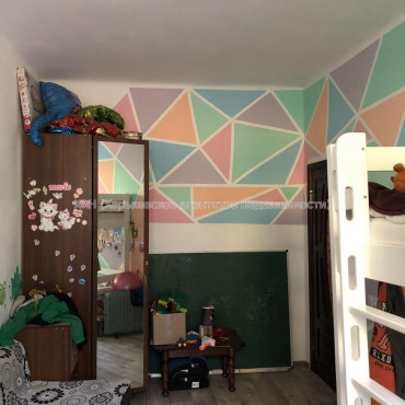 Продам квартиру, Мира ул. , 3 кім., 60 м², капитальный ремонт 