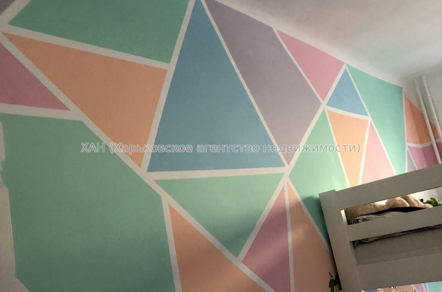 Продам квартиру, Мира ул. , 3 кім., 60 м², капитальный ремонт 