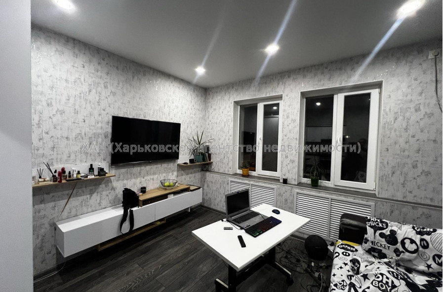 Продам квартиру, Глобинская ул. , 2  ком., 48 м², евроремонт 