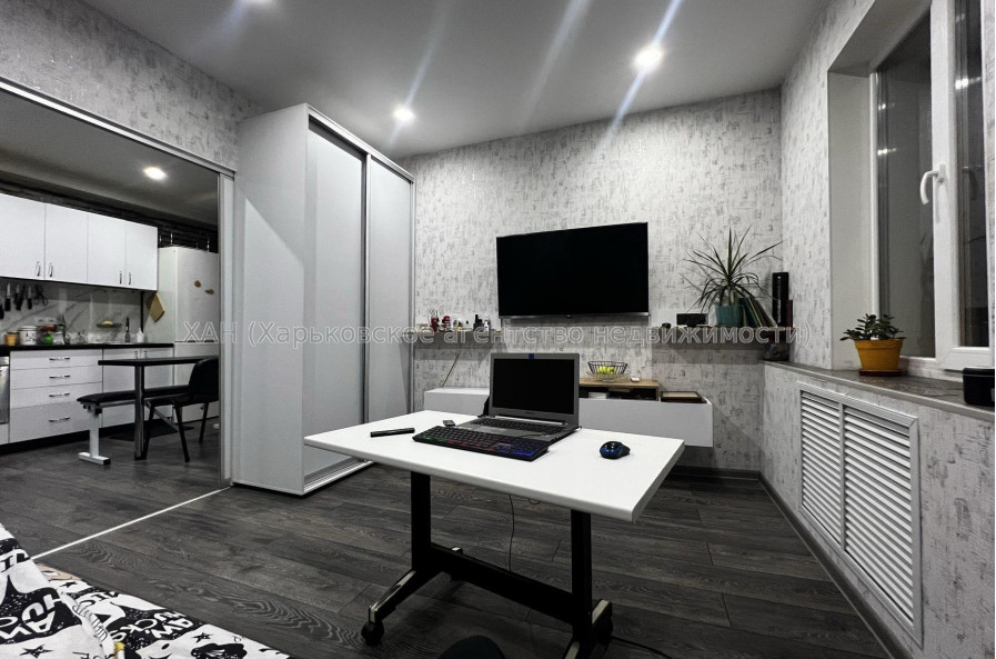 Продам квартиру, Глобинская ул. , 2  ком., 48 м², евроремонт 