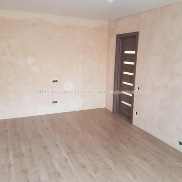 Продам квартиру, Ахсарова Энвера ул. , 2 кім., 44.80 м², капитальный ремонт 