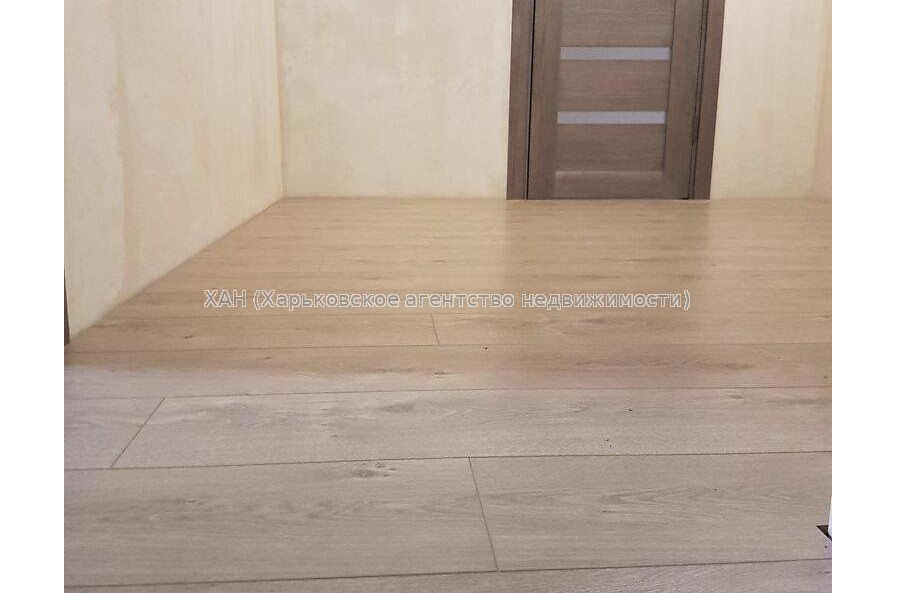 Продам квартиру, Ахсарова Энвера ул. , 2 кім., 44.80 м², капитальный ремонт 