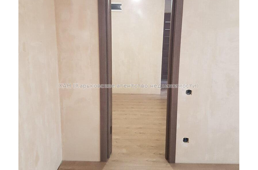 Продам квартиру, Ахсарова Энвера ул. , 2 кім., 44.80 м², капитальный ремонт 