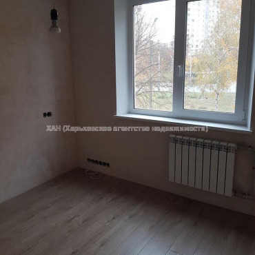 Продам квартиру, Ахсарова Энвера ул. , 2 кім., 44.80 м², капитальный ремонт 