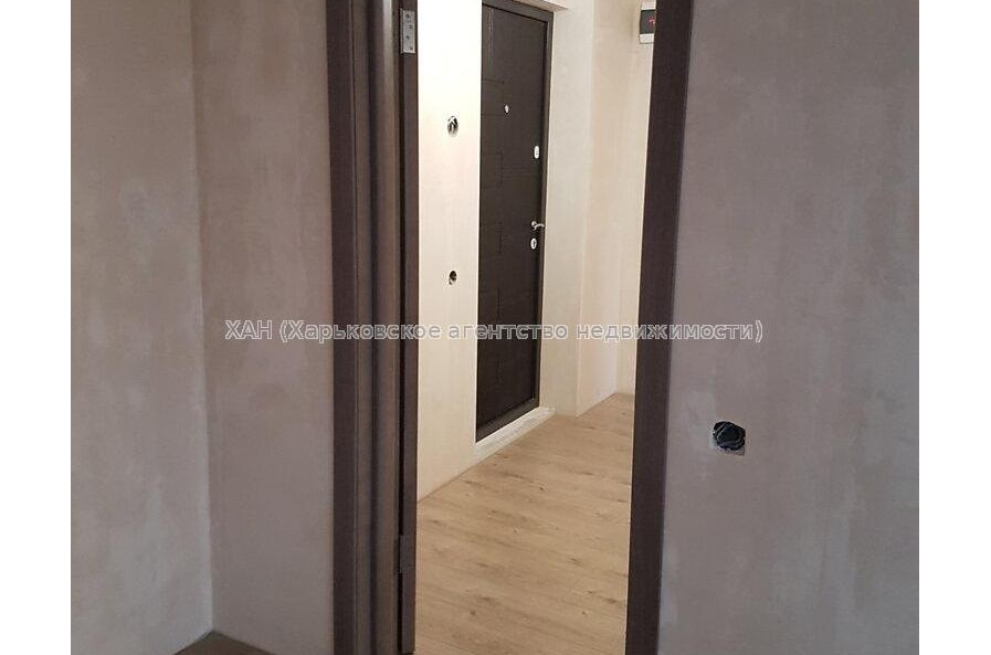 Продам квартиру, Ахсарова Энвера ул. , 2 кім., 44.80 м², капитальный ремонт 