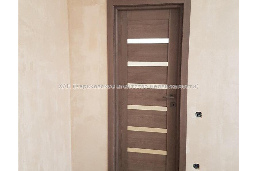 Продам квартиру, Ахсарова Энвера ул. , 2 кім., 44.80 м², капитальный ремонт 