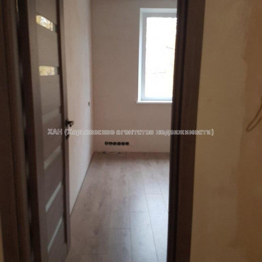 Продам квартиру, Ахсарова Энвера ул. , 2 кім., 44.80 м², капитальный ремонт 