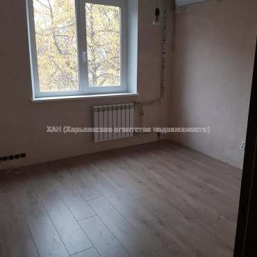 Продам квартиру, Ахсарова Энвера ул. , 2 кім., 44.80 м², капитальный ремонт 