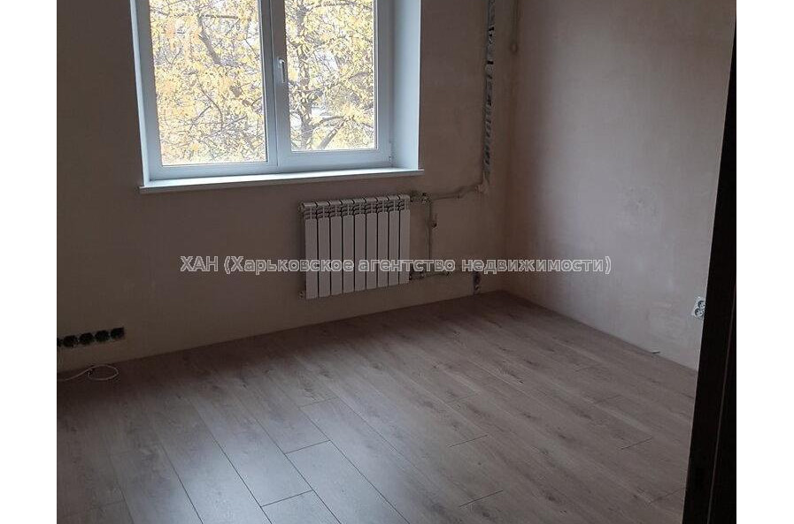Продам квартиру, Ахсарова Энвера ул. , 2 кім., 44.80 м², капитальный ремонт 
